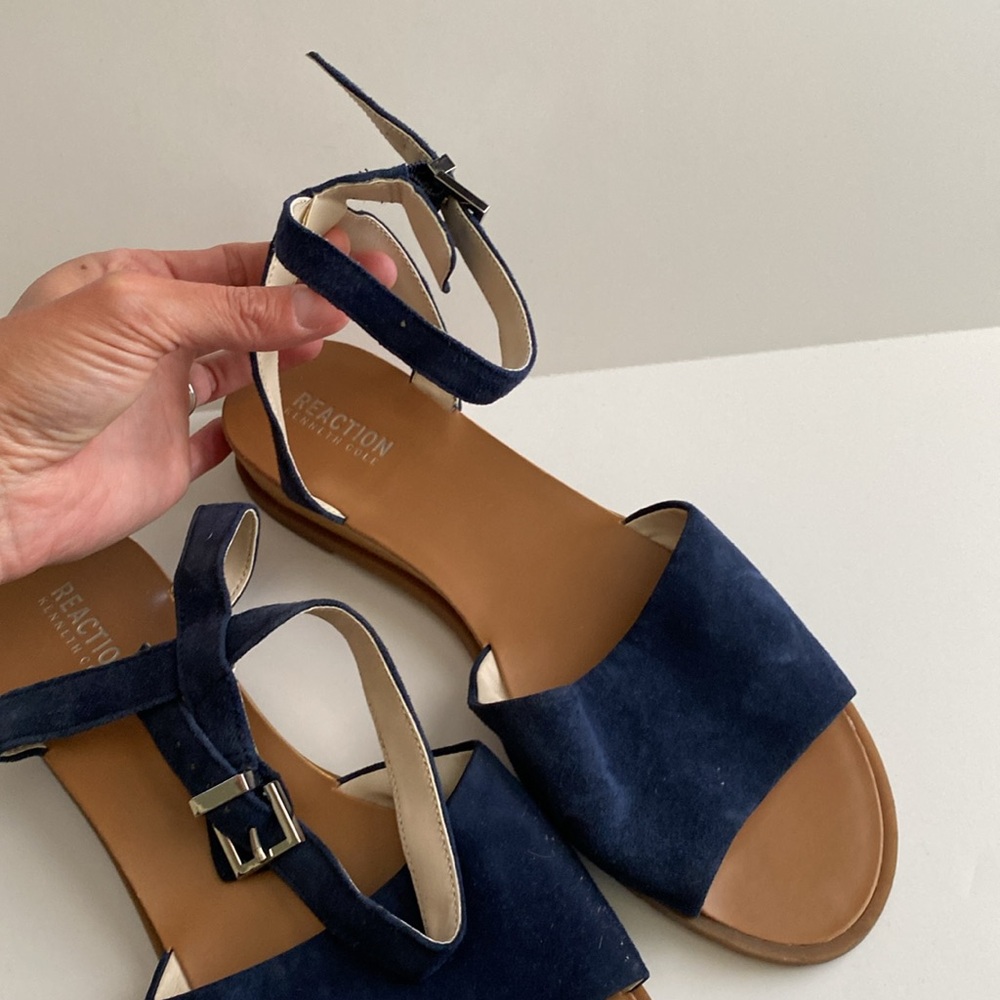 Kenneth Cole Reaction Navy Blue Jolly Leather Upper Suede Sandals Size 10 - Picture 3 of 9